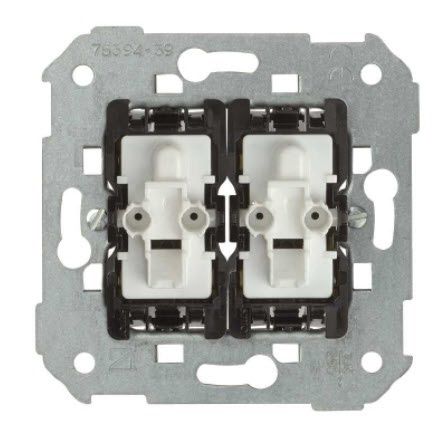 Simon 75 Выключатель перекрестный двухклавишный (с 3х мест)