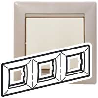 Рамка 3п гор Кантри Valena