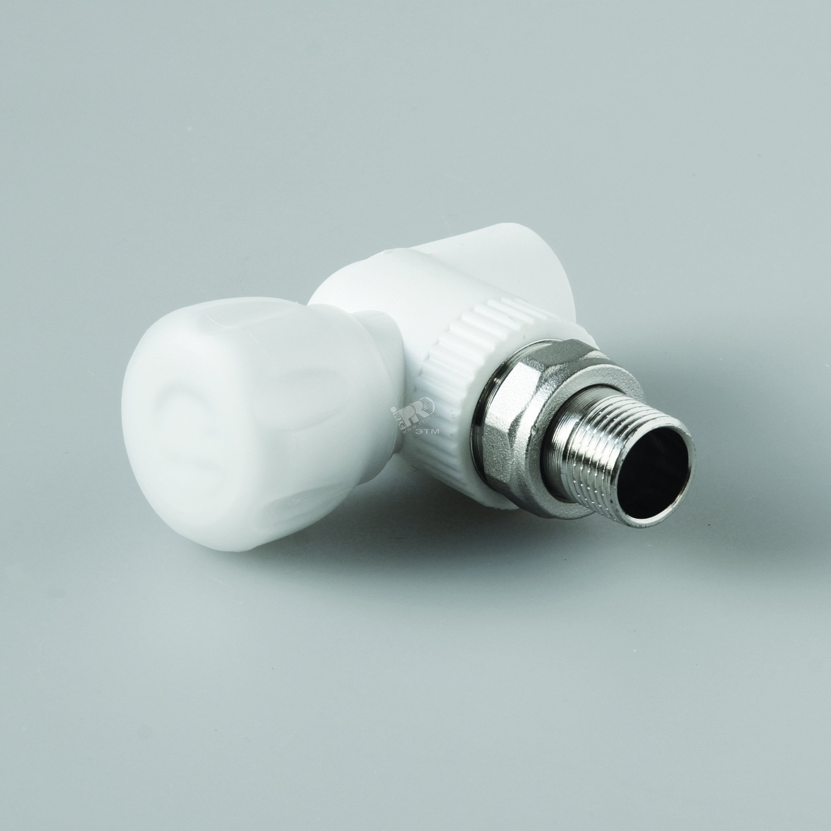 Кран шаровой 25 х 3/4 угловой для радиатора полипропиленовый PPR белый
