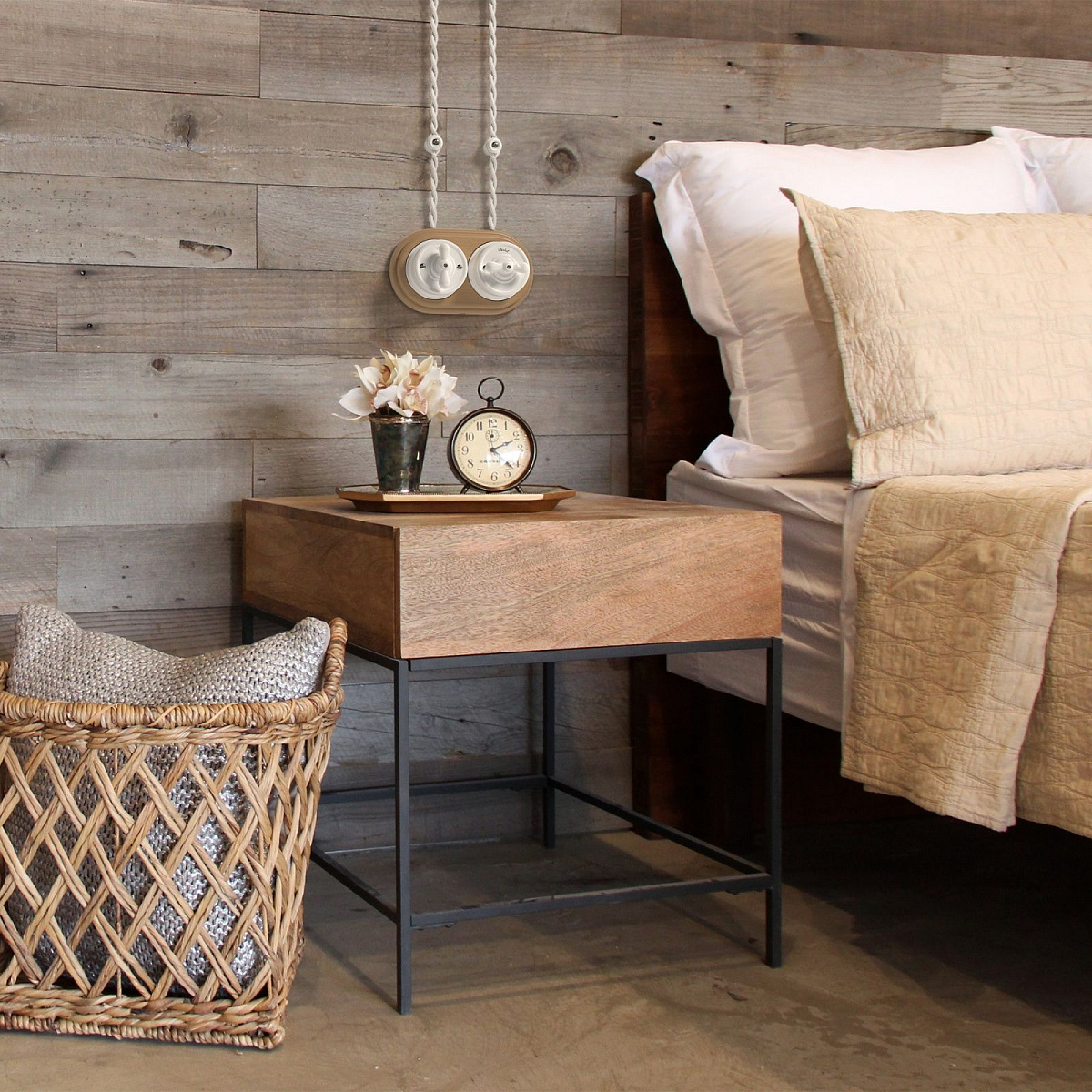 Рамка на 2 поста светлый бук W0025224